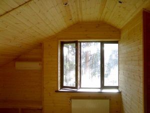 Ремонт и строительство деревянного дома – особенности установки окна